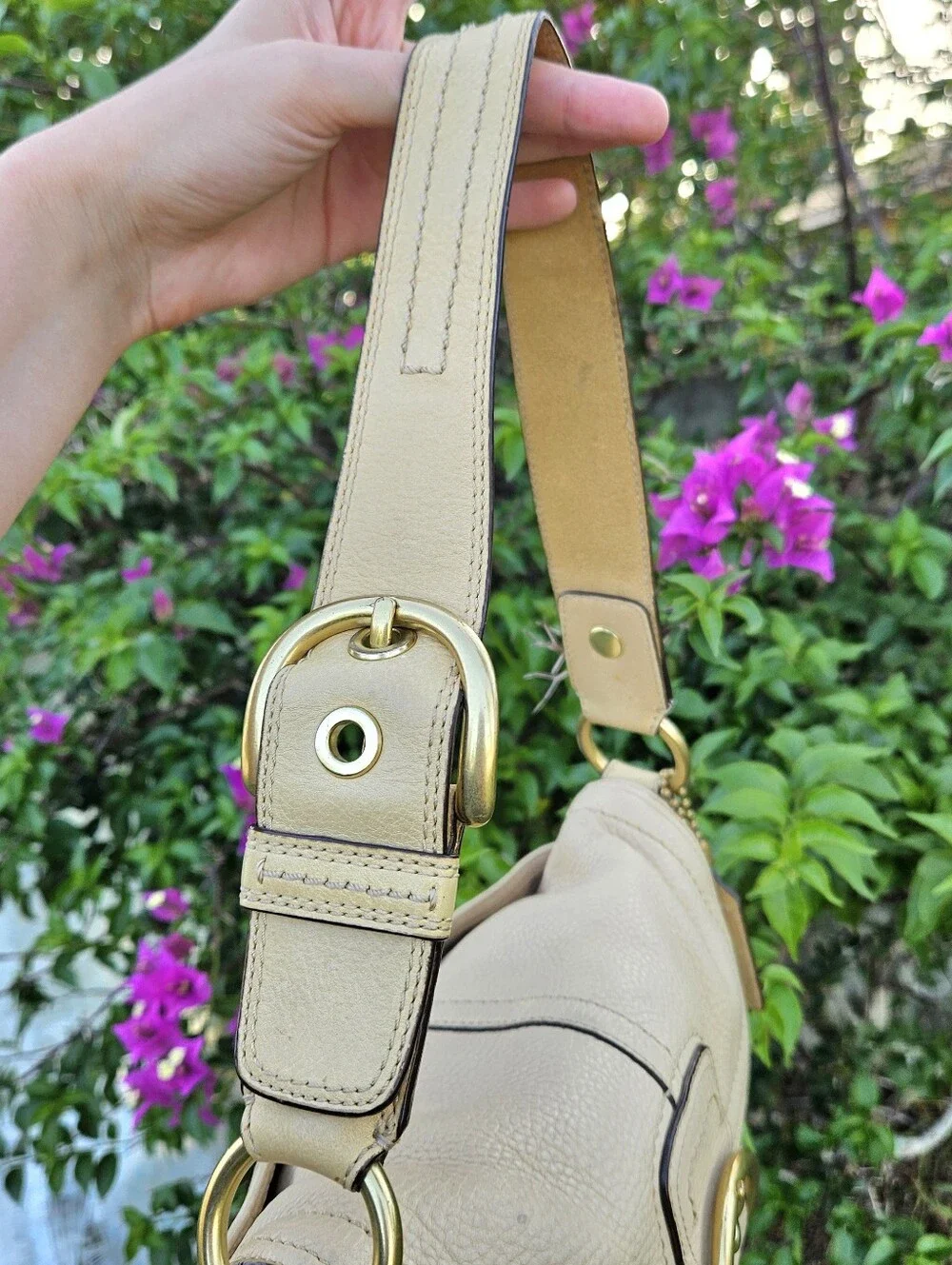 Coach Soho Double Pocket Buckle Flap 11842 Ivory Pebbled Leather Shoulder Bag